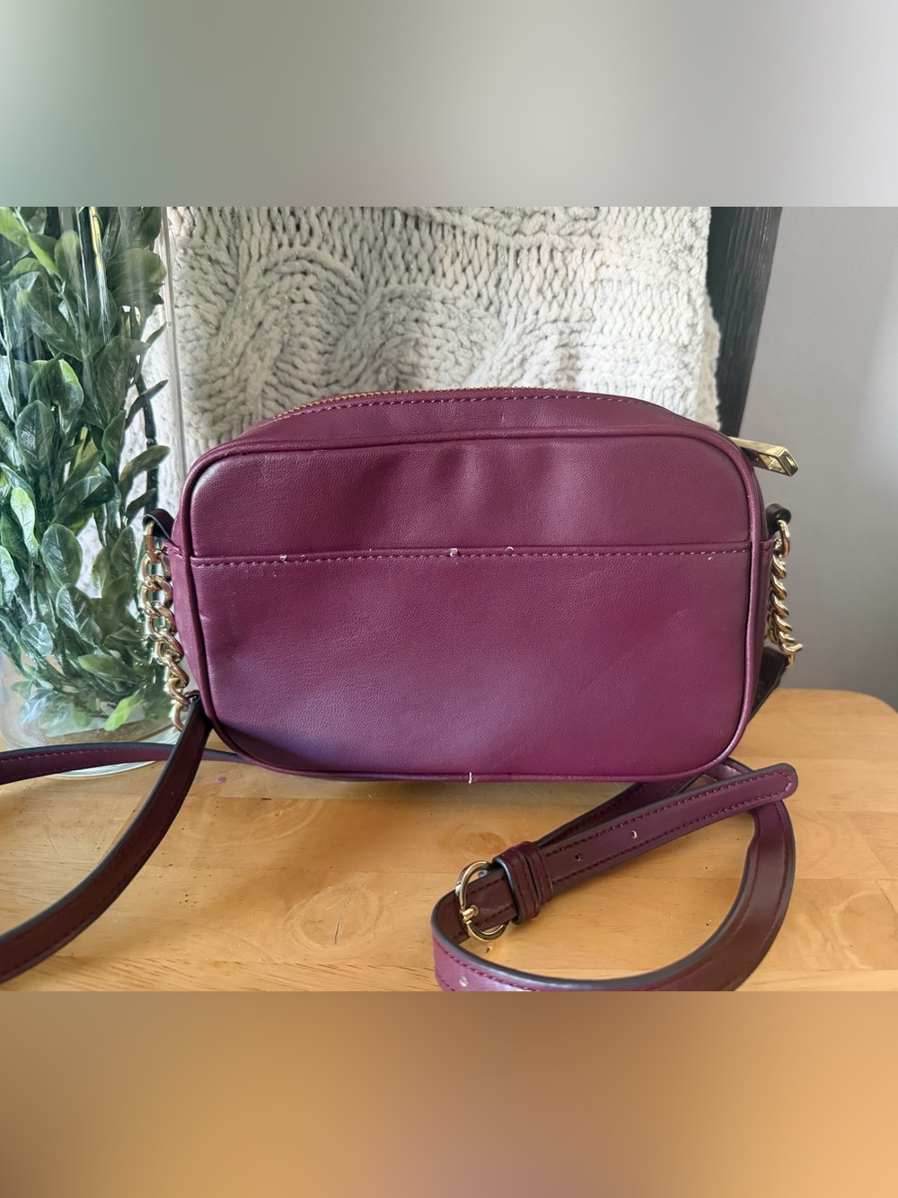 Karl Lagerfeld Bow Crossbody Purse - Picture 3 of 7